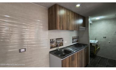 Apartamento en Madrid (Cundinamarca) RAH CO: 25-2015