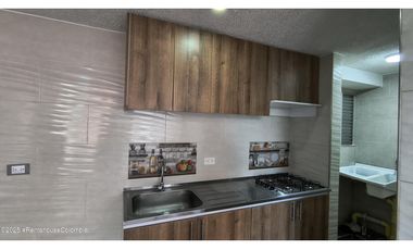 Apartamento en Madrid (Cundinamarca) RAH CO: 25-2015