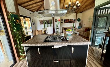 Casa en La Mesa (Cundinamarca) RAH CO: 26-53