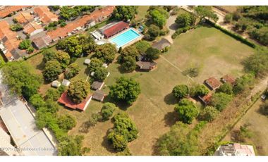 Hotel en Ricaurte (Cundinamarca) RAH CO: 26-105