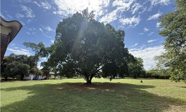 Hotel en Ricaurte (Cundinamarca) RAH CO: 26-105