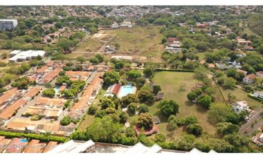 Hotel en Ricaurte (Cundinamarca) RAH CO: 26-105