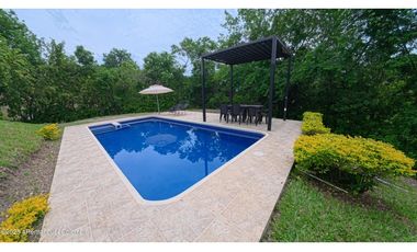 Casa en Apulo (Cundinamarca) RAH CO: 26-135