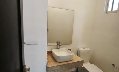 Casa en renta para oficinas o consultorios colonia Panorama León Guanajuato