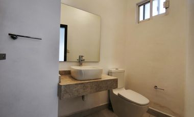 Casa en renta para oficinas o consultorios colonia Panorama León Guanajuato