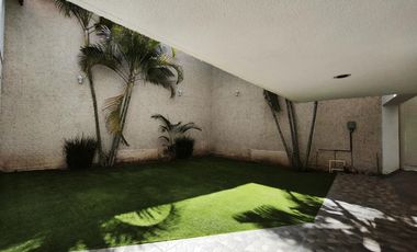 Casa en renta para oficinas o consultorios colonia Panorama León Guanajuato