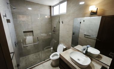 Casa en renta para oficinas o consultorios colonia Panorama León Guanajuato