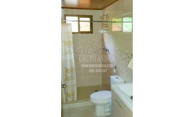 Se Vende Cabaña en Altos del Maria  Cod. 3561347