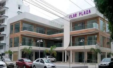 ALQUILER LOCAL EN  FLOR PLAZA