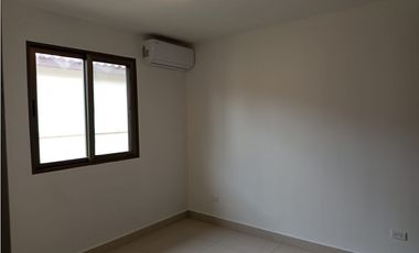 CASA EN ALQUILER WOODLANDS PANAMA PACIFICO