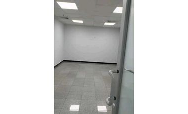 OFICINA EN PUNTA PACIFICA TORRES DE LAS AMÉRICAS 240M2