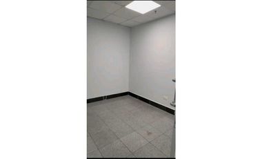 OFICINA EN PUNTA PACIFICA TORRES DE LAS AMÉRICAS 240M2