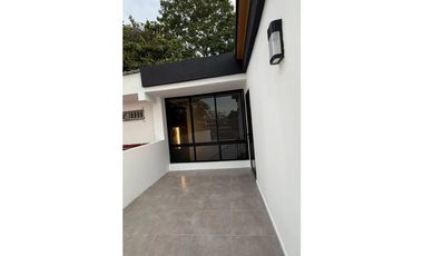 Venta de casa en Miraflores, Betania. VC