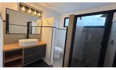 Venta de casa en Miraflores, Betania. VC