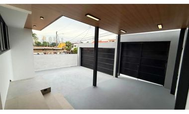 Venta de casa en Miraflores, Betania. VC