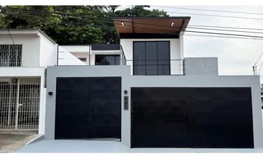 Venta de casa en Miraflores, Betania. VC