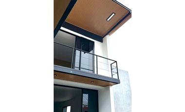 Venta de casa en Miraflores, Betania. VC