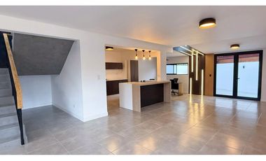 Venta de casa en Miraflores, Betania. VC