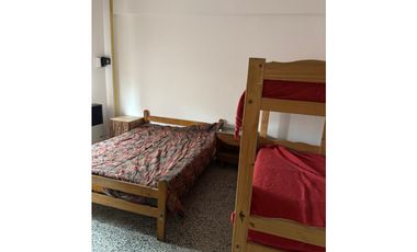 ALQUILER ANUAL Dpto. Dos ambientes Amoblado- gas natural!