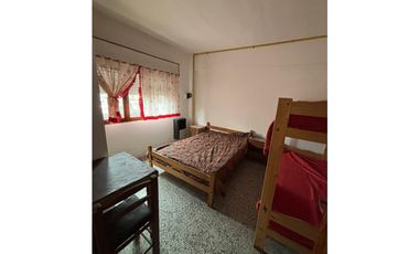 ALQUILER ANUAL Dpto. Dos ambientes Amoblado- gas natural!