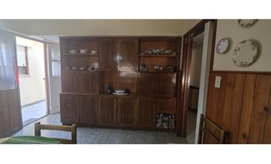 CHALET DE 4 AMB EXCELENTE UBICACION