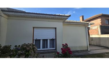 CHALET DE 4 AMB EXCELENTE UBICACION