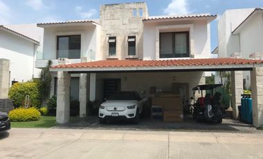 VILLA EN PARAISO COUNTRY CLUB