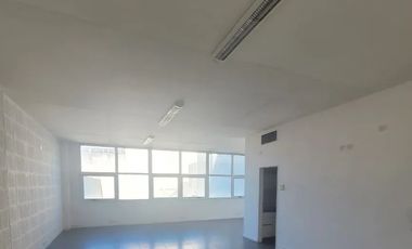 ALQUILER OFICINA COMERCIAL EN EDIFIO DE CATEGORIA EN RAMOS MEJIA