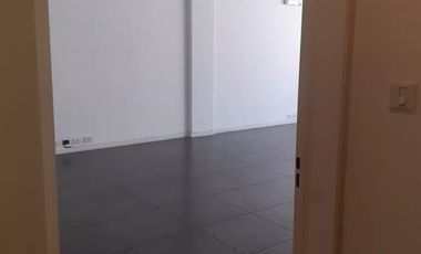ALQUILER OFICINA COMERCIAL EN EDIFIO DE CATEGORIA EN RAMOS MEJIA