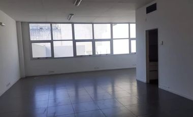 ALQUILER OFICINA COMERCIAL EN EDIFIO DE CATEGORIA EN RAMOS MEJIA