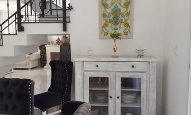 VENTA EXCELENTE CASA 9 AMB, PILETA Y COCHERA EN BARRIO CERRADO - TRISTAN SUAREZ