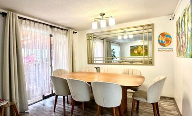 CASA DE 2 PISOS, EN VENTA,  3D+2B+ PISCINA, LA FLORIDA.