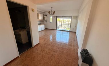 VENTA DEPARTAMENTO 2 AMBIENTES BALCÓN