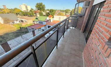 VENTA DEPARTAMENTO 2 AMBIENTES BALCÓN
