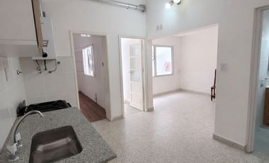 Alquiler Lanús Ph Patio Reciclado S/Expensas