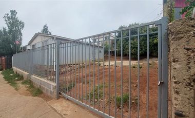 Casa en Venta en OPORTUNIDAD EN MIRAFLORES ALTO – CASA CON GRAN TERRENO EN VIÑA DEL MAR