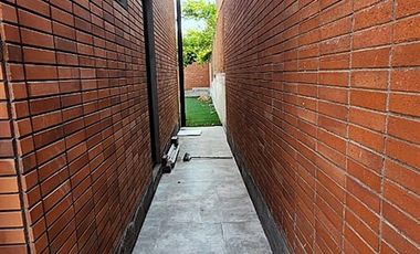 Casa en Venta en LOS PRESIDENTES CON AVDA. LAS PERDICES