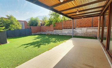 Casa en Venta en LOS PRESIDENTES CON AVDA. LAS PERDICES