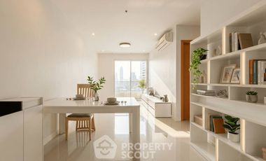 1-BR Condo at Circle Condominium near MRT Phetchaburi