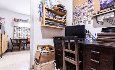 Casa a refaccionar en esq, V Dominico. OPORTUNIDAD