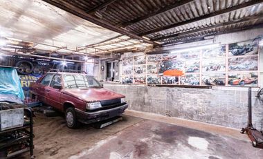 Casa a refaccionar en esq, V Dominico. OPORTUNIDAD