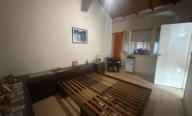 VENTA CASA 3 AMBIENTES A RECICLAR MIRAMAR