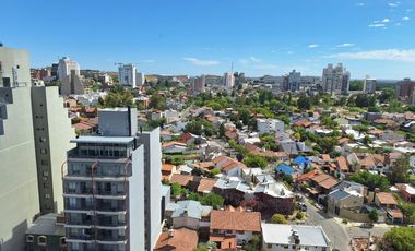 Dpto. de 3 Dormitorios con Cochera XL - R2+ - Santa Genoveva