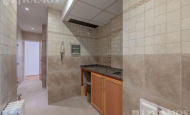 Edificio Kavangh. Alquiler sin muebles.