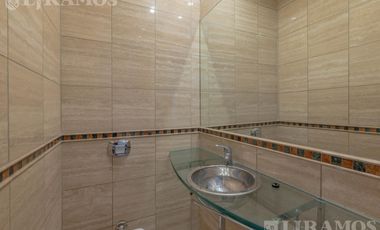 Edificio Kavangh. Alquiler sin muebles.