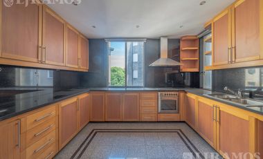 Edificio Kavangh. Alquiler sin muebles.