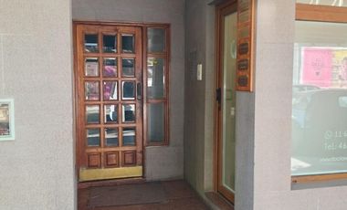 USO COMERCIAL - POLICONSULTORIO - A CUADRAS DE ESTACION DE TREN