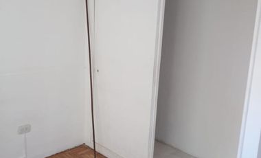 USO COMERCIAL - POLICONSULTORIO - A CUADRAS DE ESTACION DE TREN