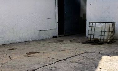 Se renta bodega con oficinas en La Libertad