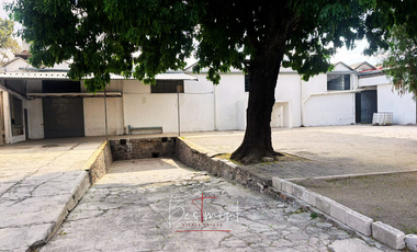 Se renta bodega con oficinas en La Libertad
